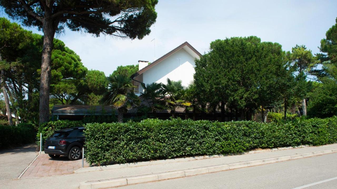 Villa Scultura Seaview Lignano Sabbiadoro Exteriér fotografie